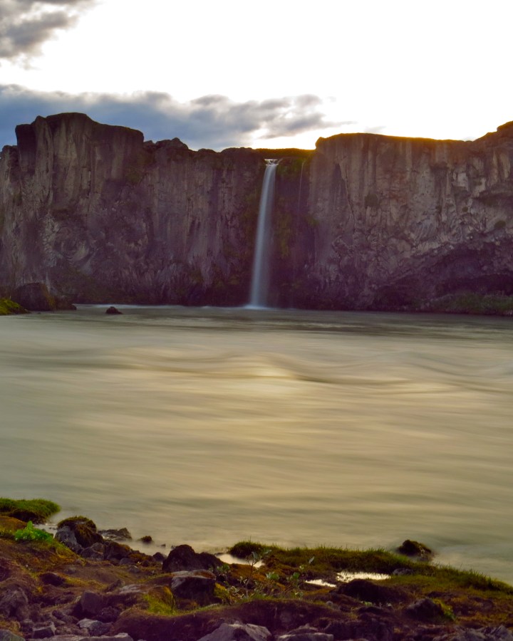 A smaller waterfall next to Godafoss, finally getting some camera attention