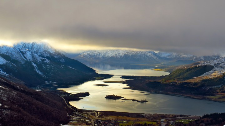 Ducking underneath the cloud sheet to catch the last rays of sunshine.