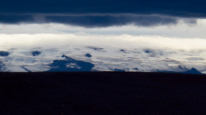 Imminent weather over Hofsjökull.