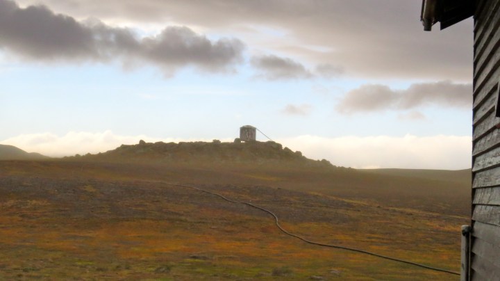 There is a very good reason why this large water tank has to be strapped down. It very near