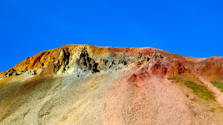 I don't understand either, but that's what it looked like! 